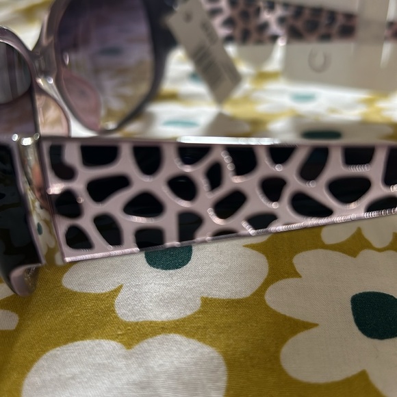 Purple print sunglasses - Picture 3 of 5